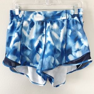 Lululemon Hotty Hot Short II Long 4” Blue Sz 10